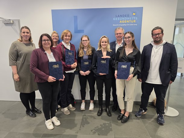 Wir gratulieren zur bestandenen Dienstprüfung.