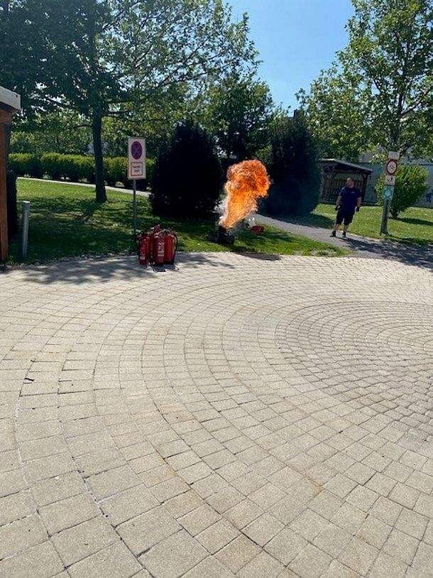 Feuerlöschübung.