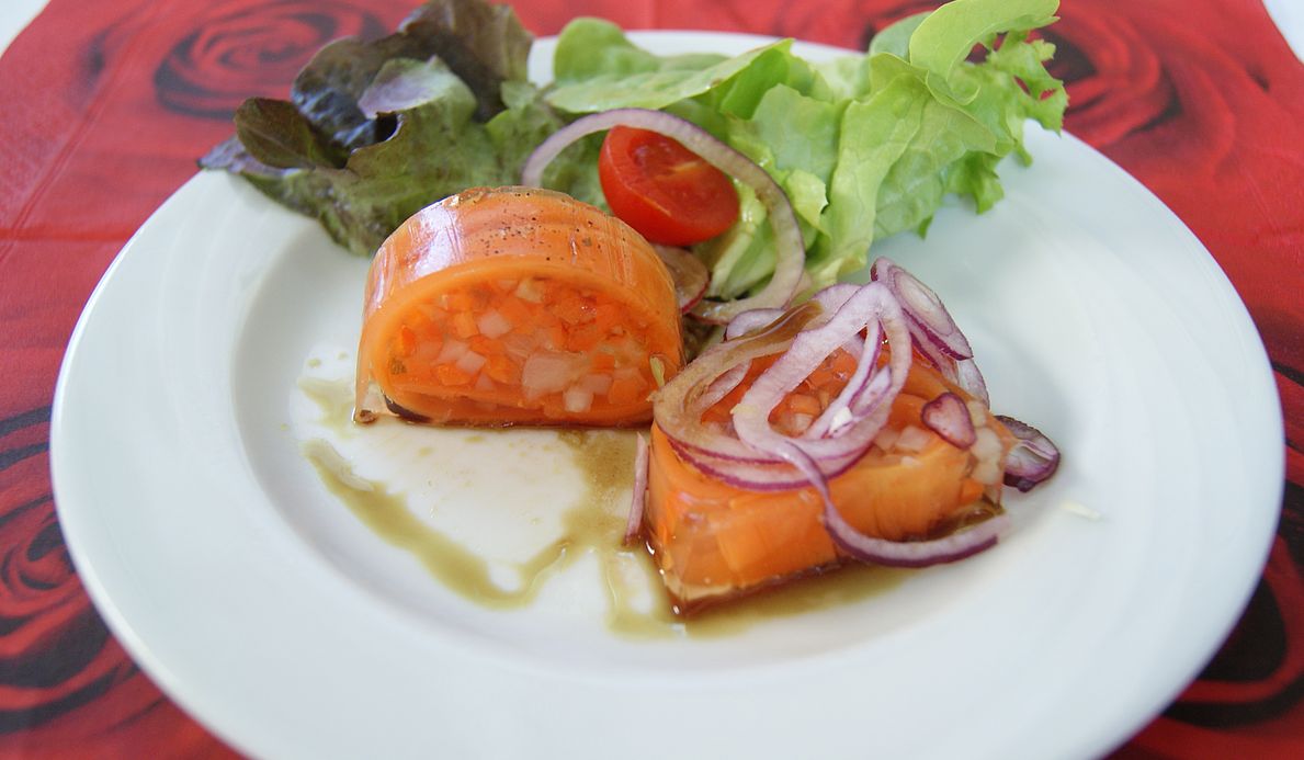 Gemüseterrine.