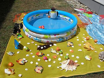 Alles wurde schön sommerlich mit Muscheln dekoriert.